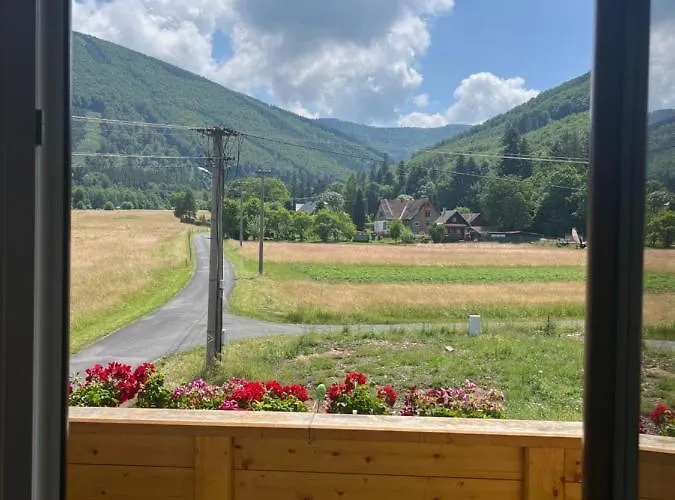 Pod Pustevnami Kır Evi *